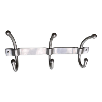 Wall coat rack in silver metal