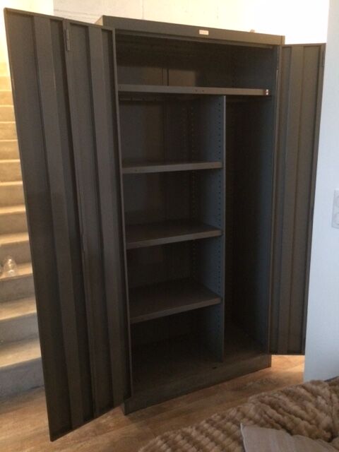 Industrial wardrobe Roneo Cabinet