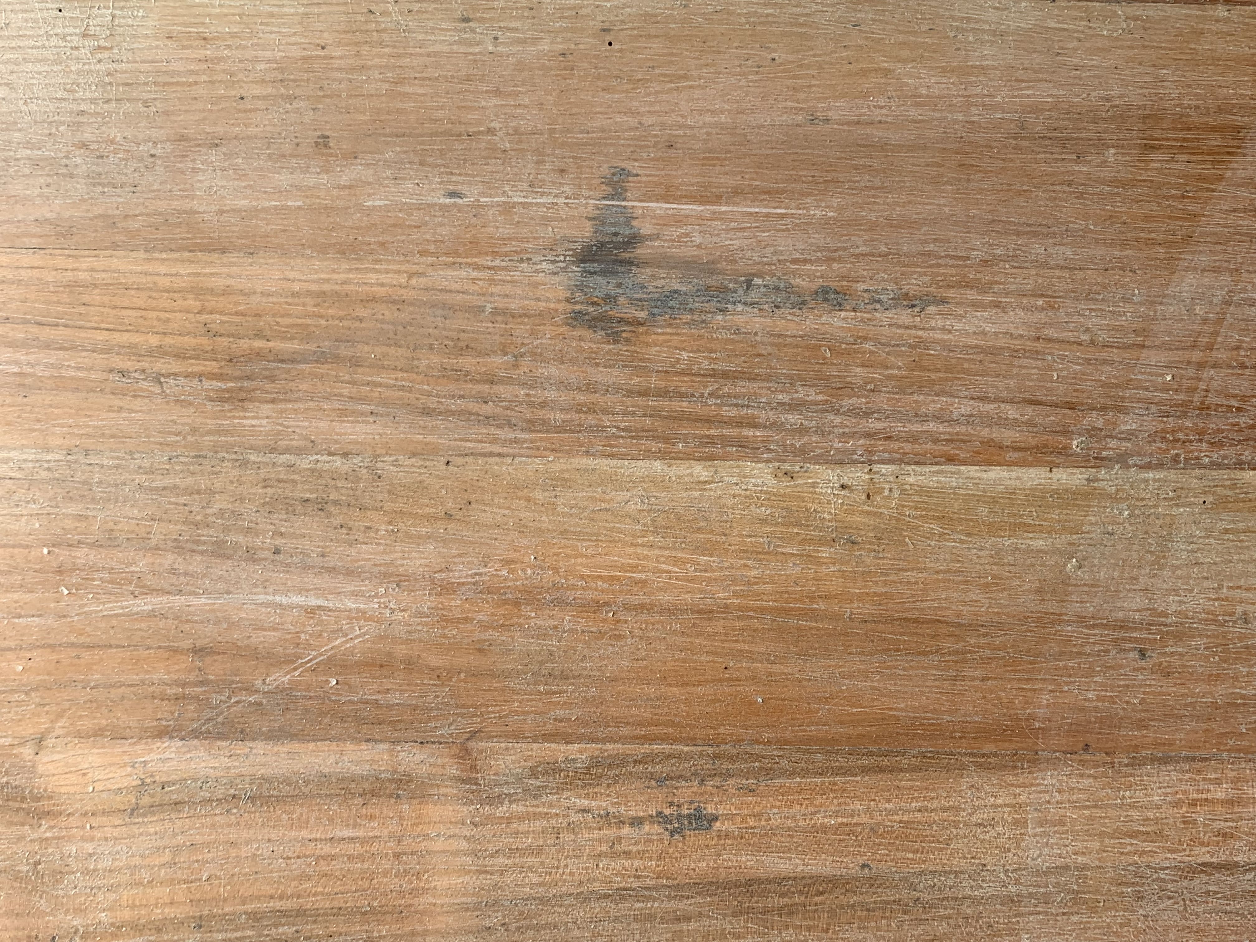 Farmhouse table - 2m10 long