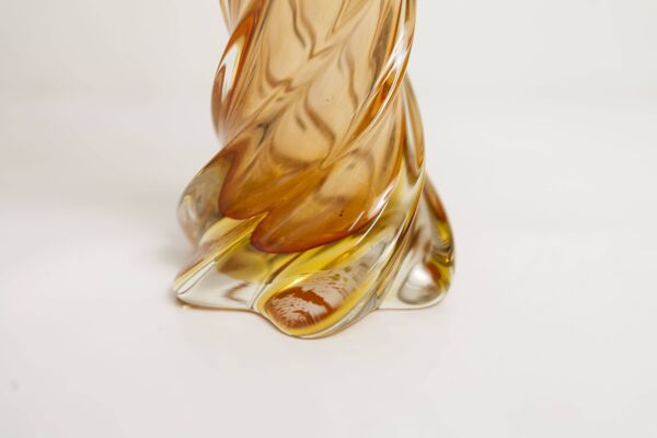 Vase en verre de Murano par Fratelli Toso signé Murano orange et rouge