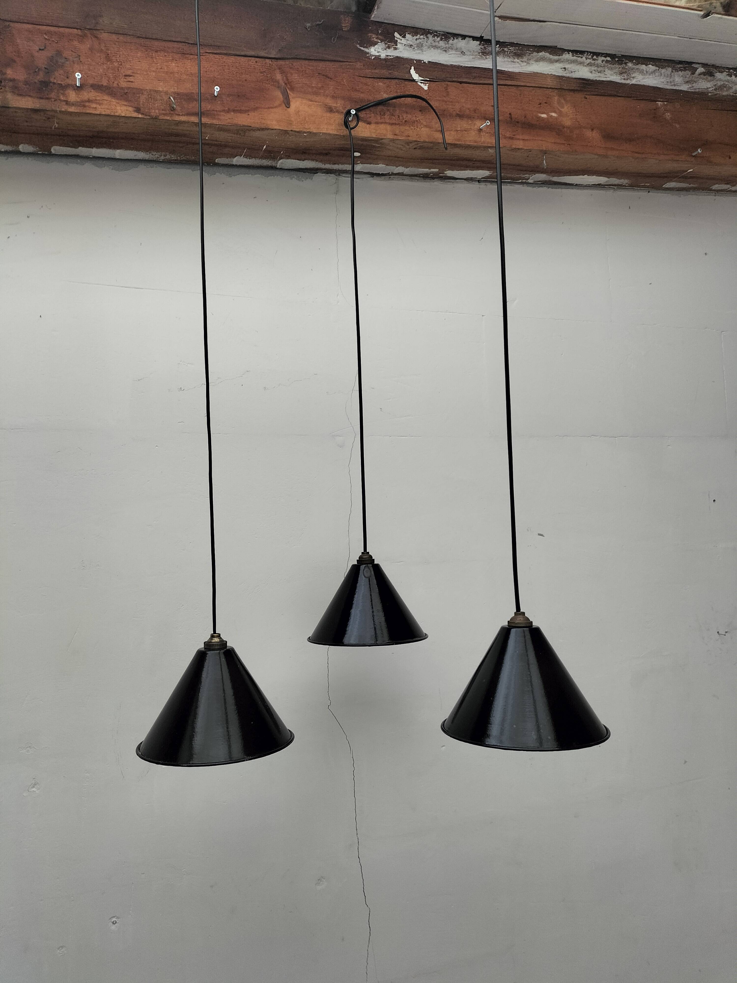 Enameled sheet metal pendant lights