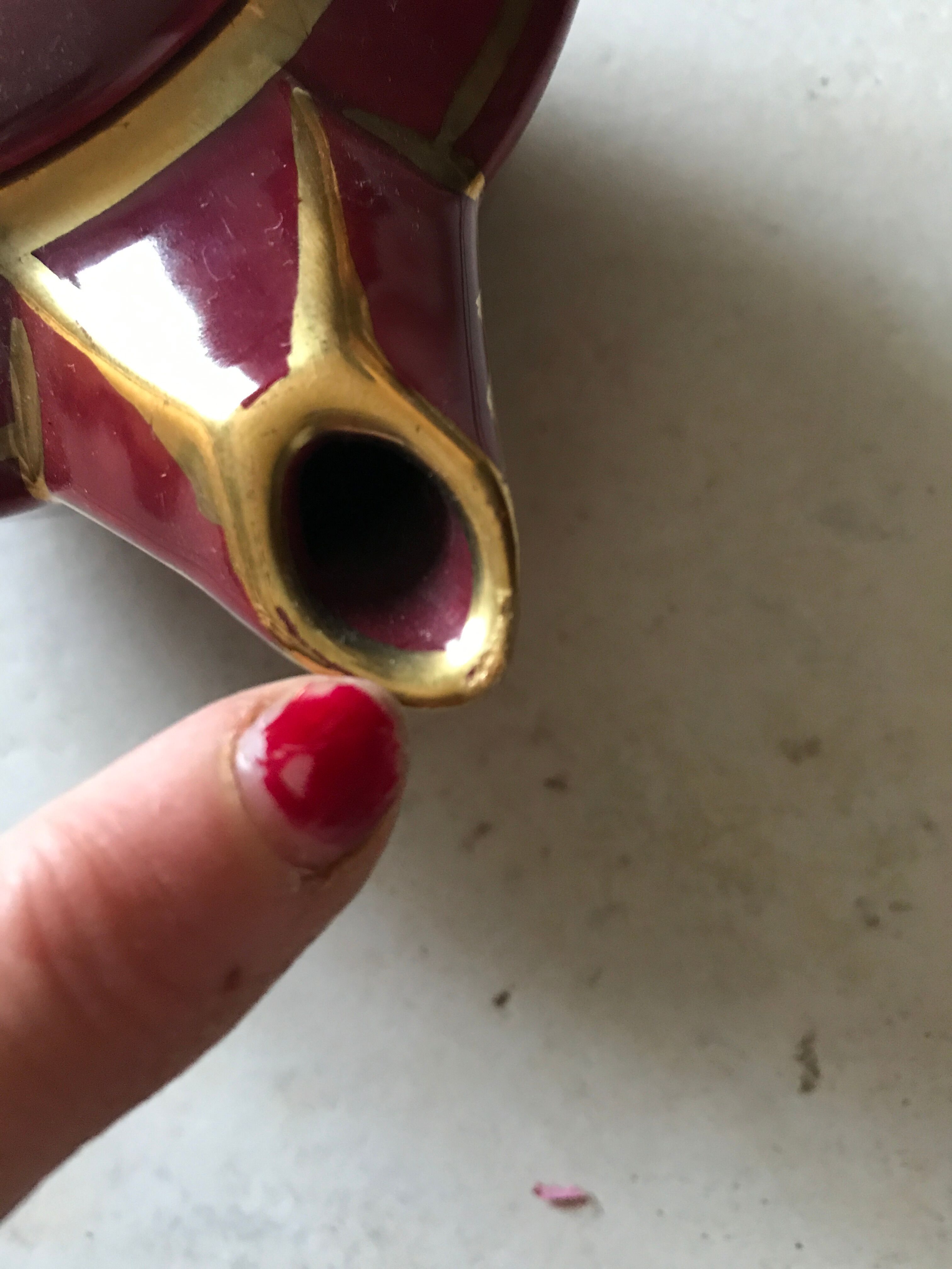 Art Deco head-to-head