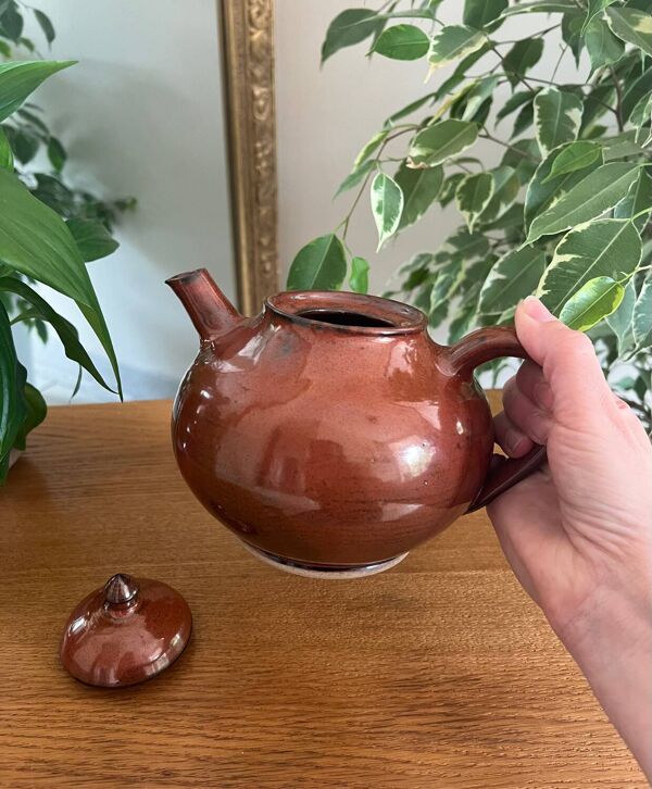 Théière rouge brique en grès de Saint Amand en Puisaye