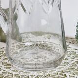 Pichet en verre soufflé et ciselé