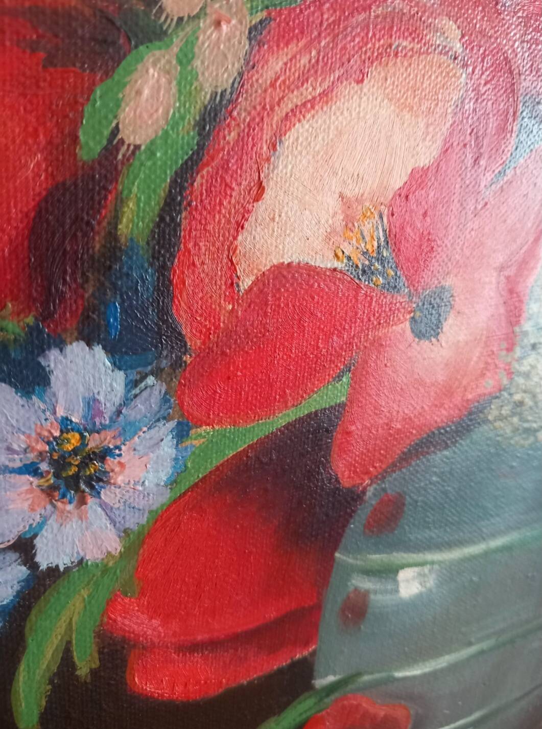 Bouquet champêtre de coquelicots dans un vase azuré EMY 1980