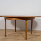 Mid-Century Round Teak Extendable Dining Table, United Knigdom, 1960s