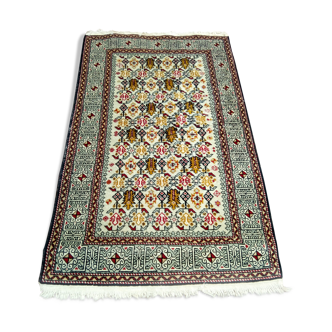 Ancient oriental carpet handmade 135 x 81cm