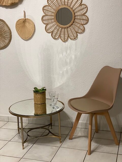 Round coffee table vintage mirror