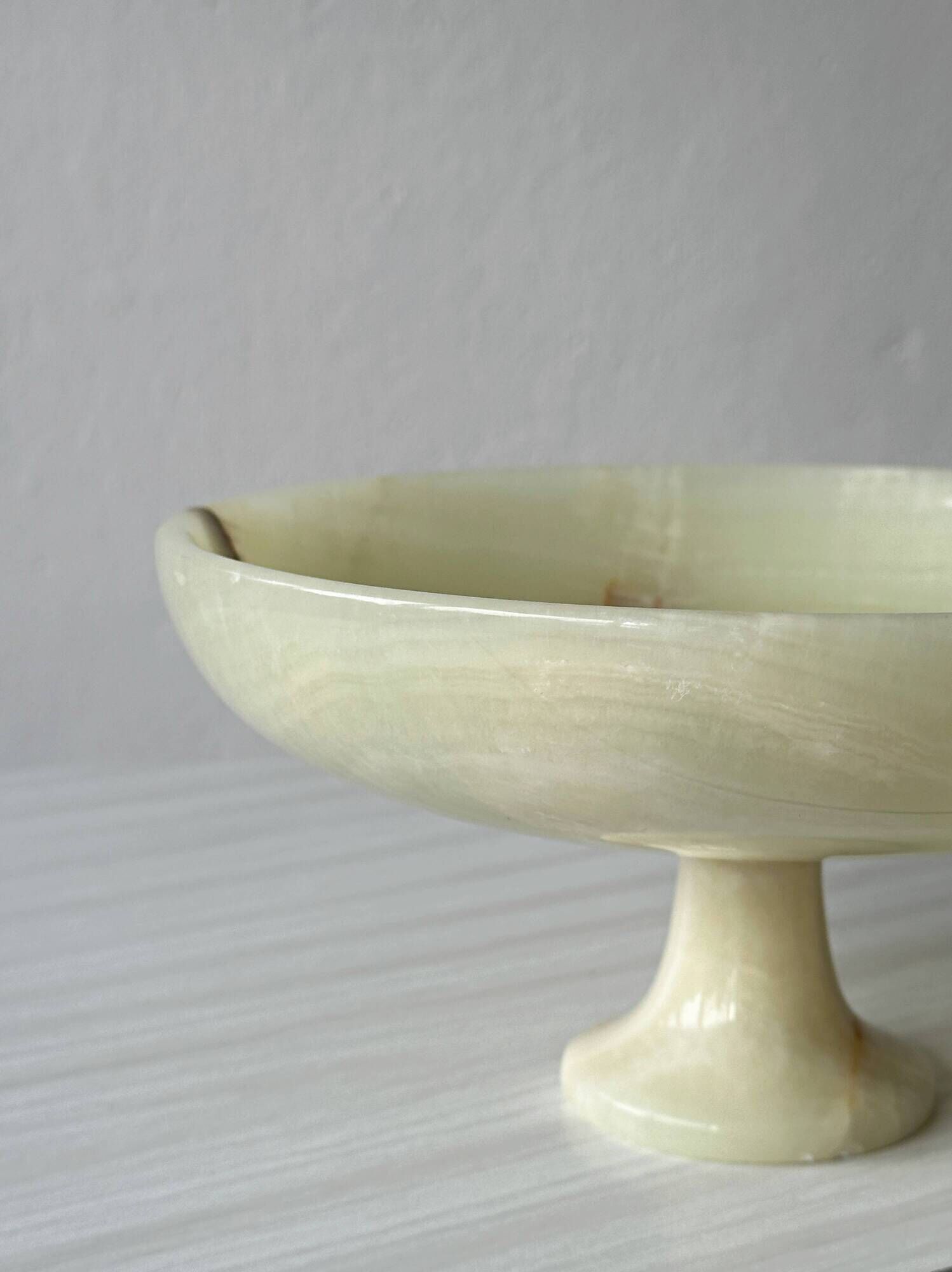 Coupe pied albâtre ancienne