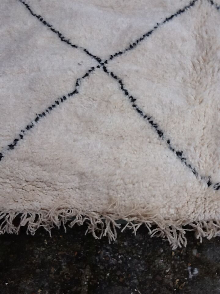 Carpet beniouarain 240 x 173 cm