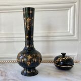 Vintage vase black gold