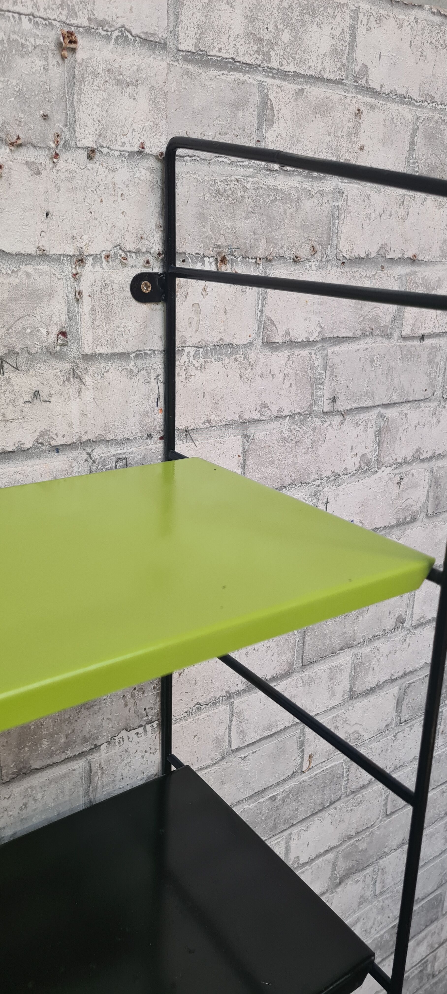 Scandinavian apple green and English green shelf h70x70x23cm