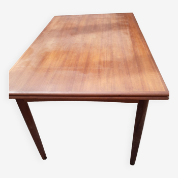 Table teck scandinave