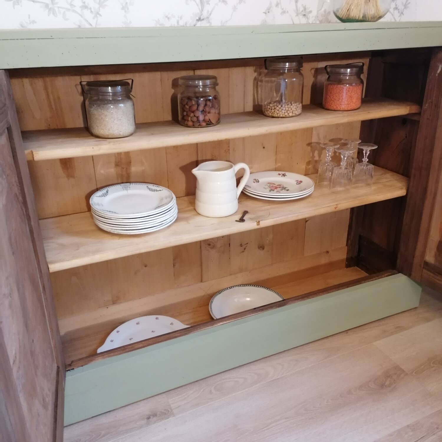 Buffet ancien