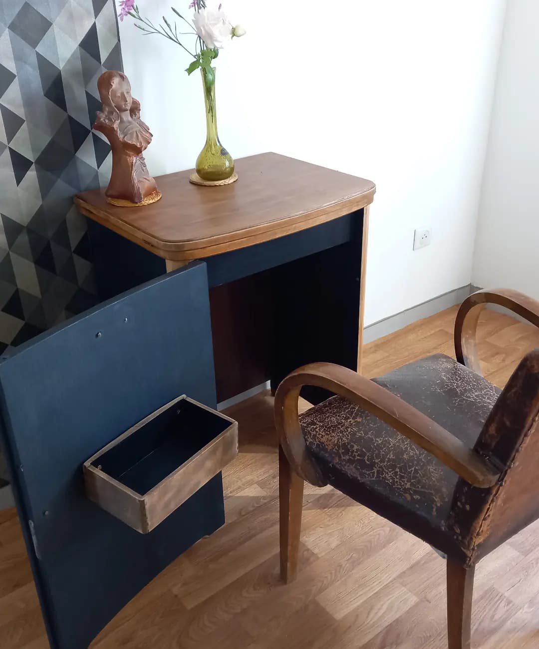 Artdeco office or console furniture