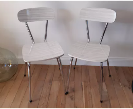 Chair in white marbled formica 70s