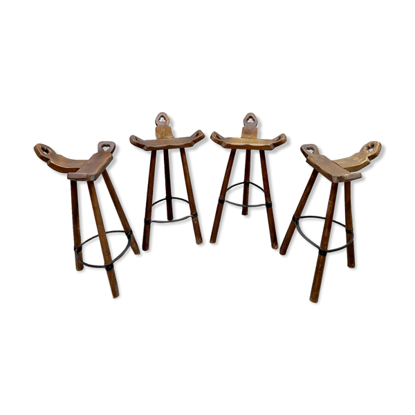 4 tabourets de bar tripodes