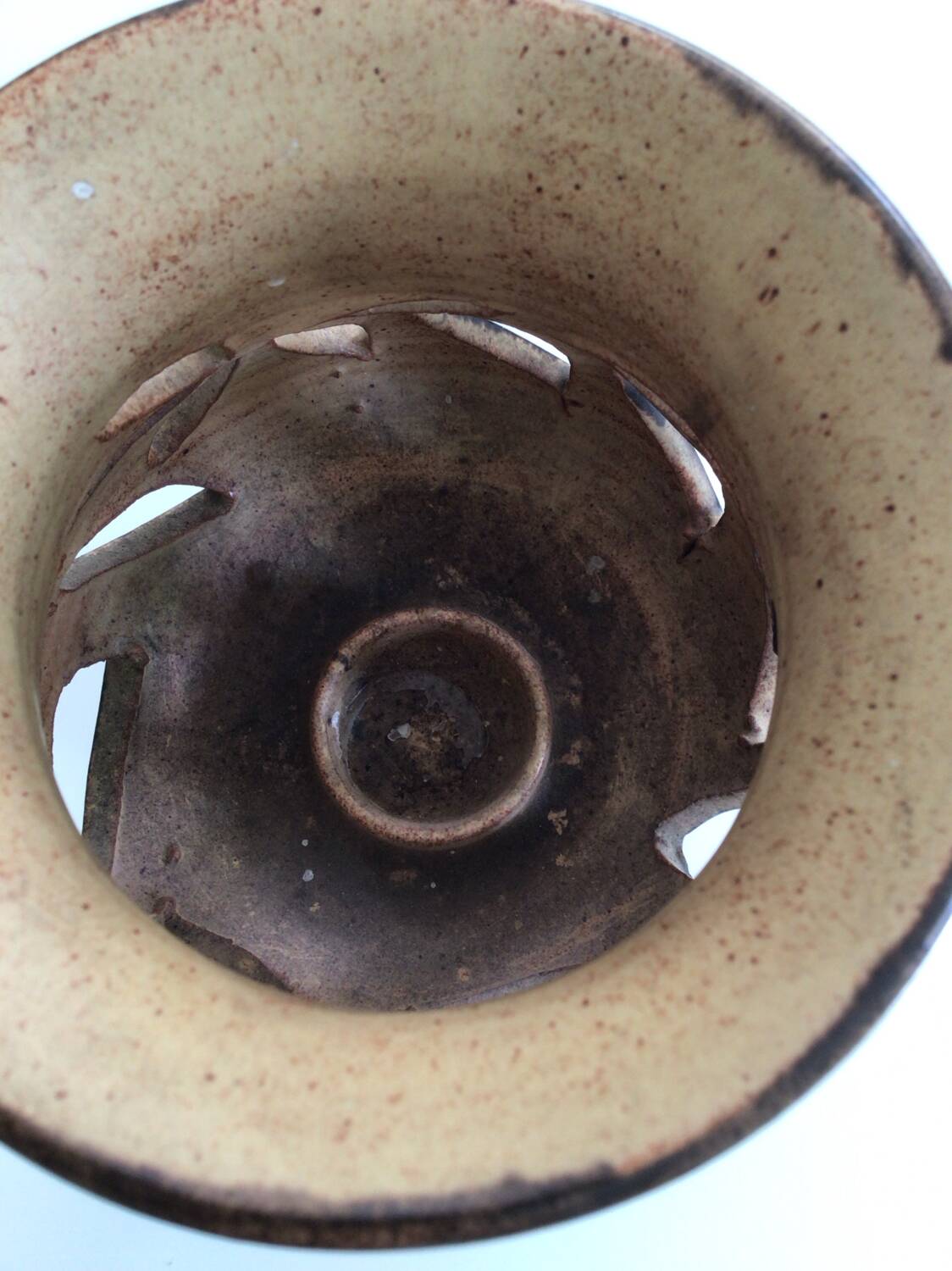 Ceramic candle holder