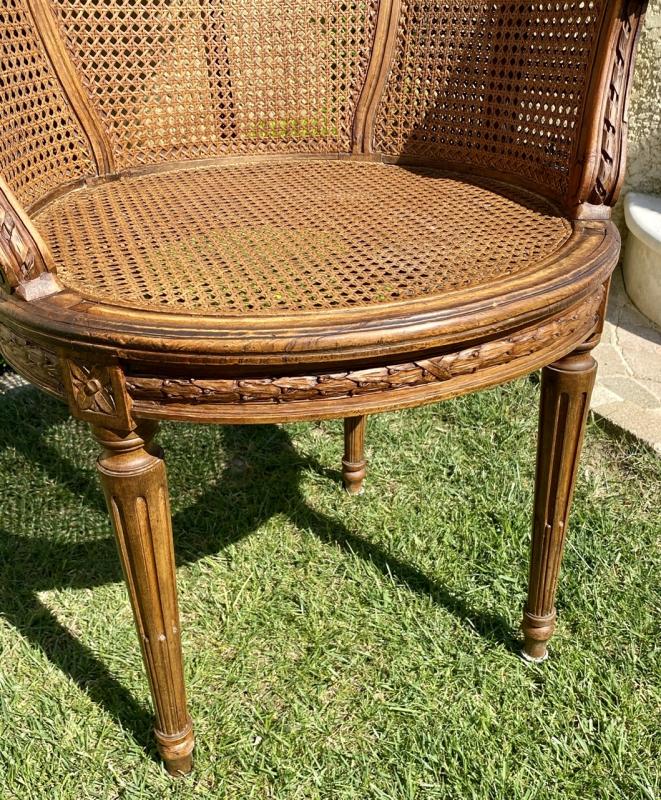 Walnut chair - Louis XVI style canage
