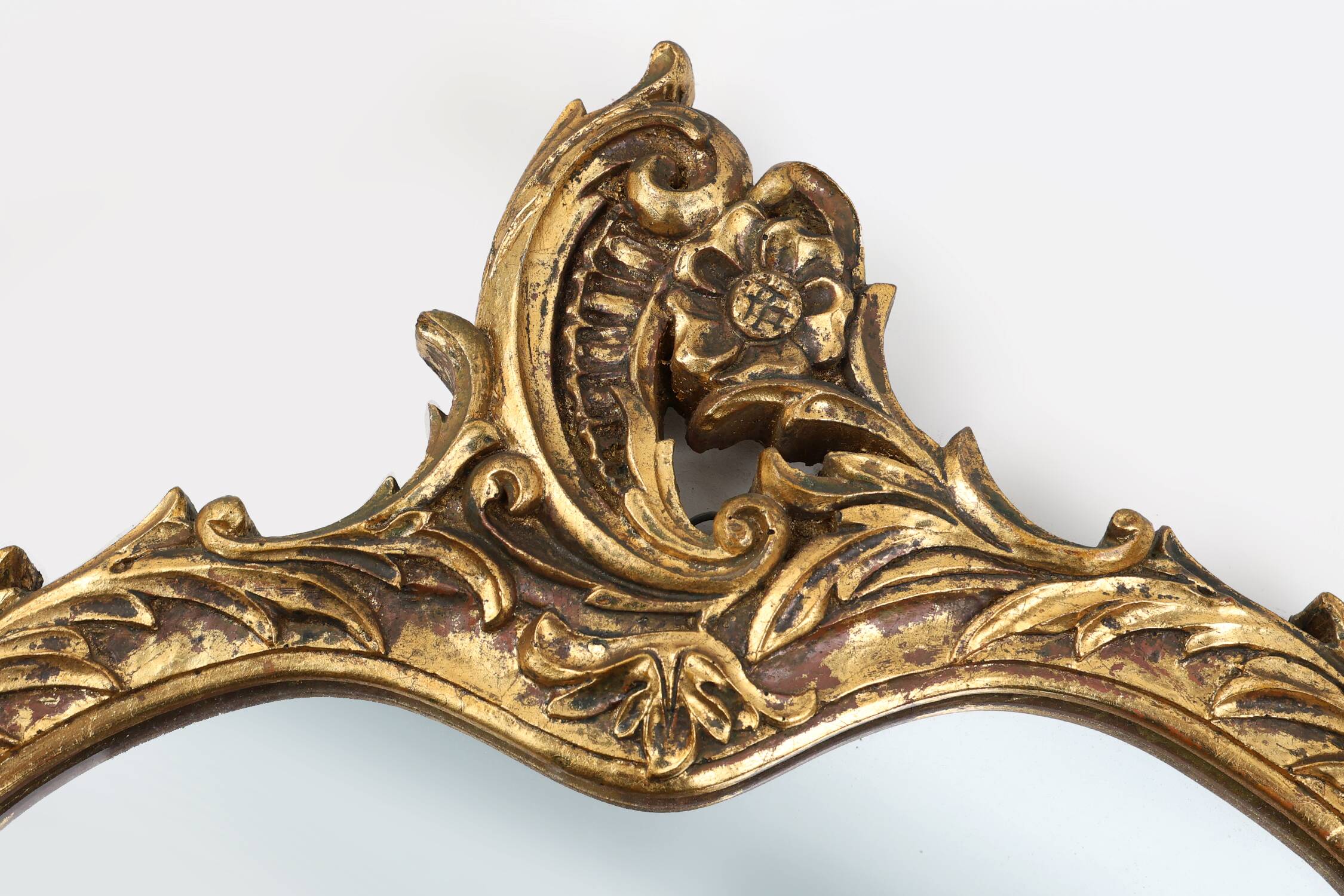 Belgian 20th Century gold framed oval mirror in Louis XV style