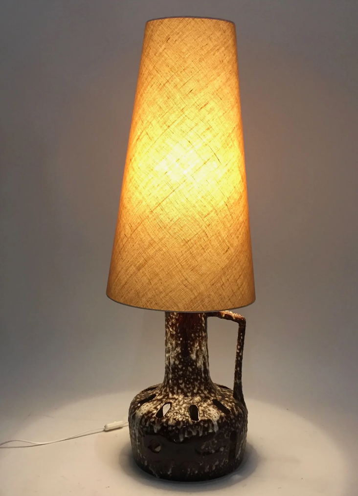 Ceramic floor lamp