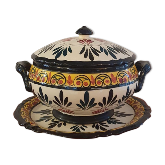 Tureen