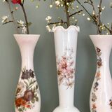 Set of 3 vintage vases/soliflores in white opaline with floral decorations.