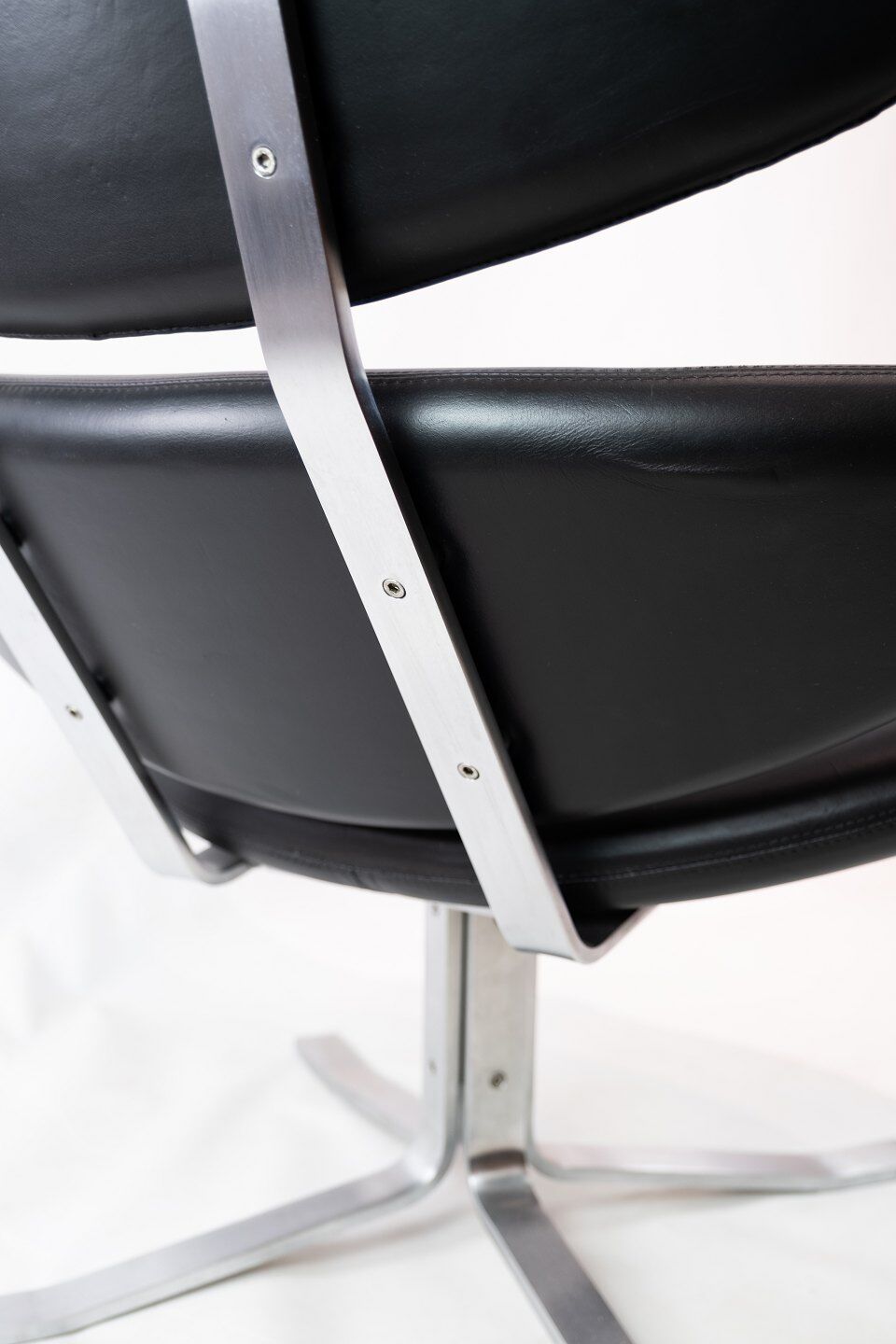 Fauteuil corona modèle EJ 5, conçu par Poul M. Volther en 1964