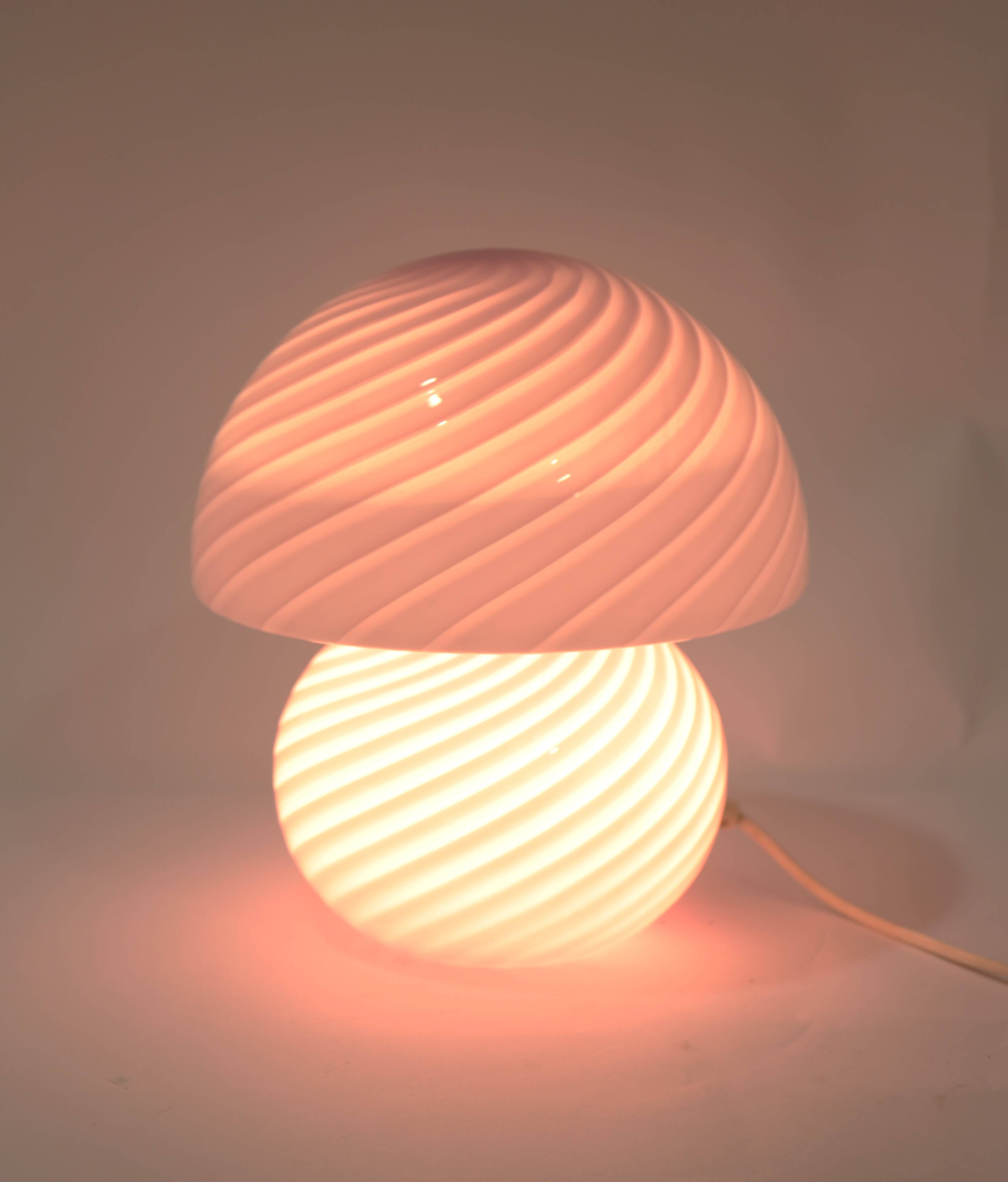 Pink mushroom lamp, Vetri Murano, Italy