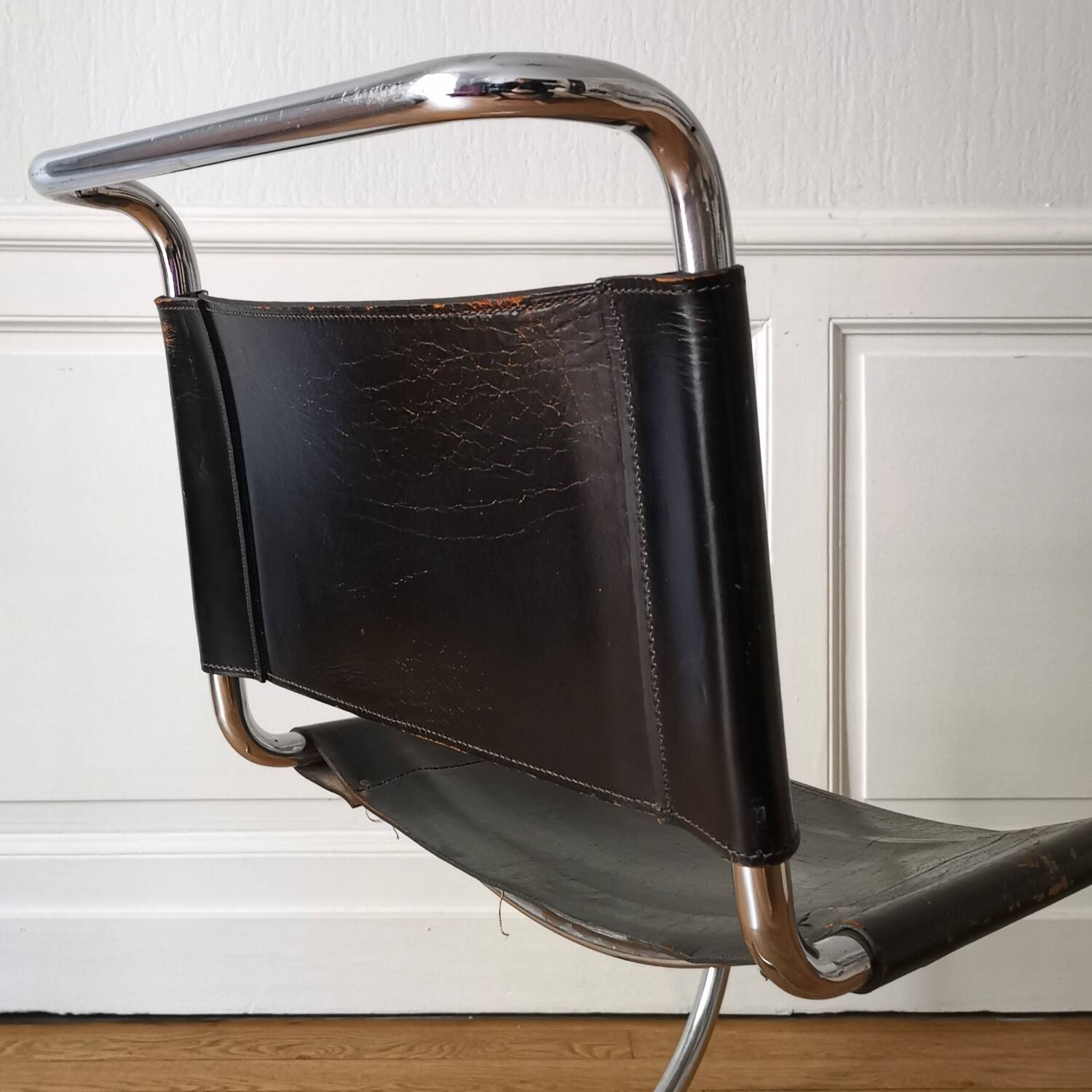 MR533 / MR10 chair, Mies Van Der Rohe, Thonet