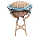 Meuble à couture en rotin