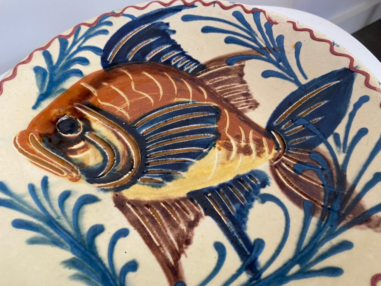 Set of two plates decoration Fish signed Vallauris style