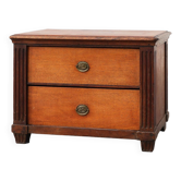 French Louis XVI Oak Commode with Fluted Corner Posts and Brass Handles, ci