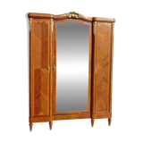 Ancienne armoire de style Louis XVI avec marqueterie et bronzes