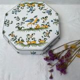 Piedestal earthenware coaster Lallier Moustiers