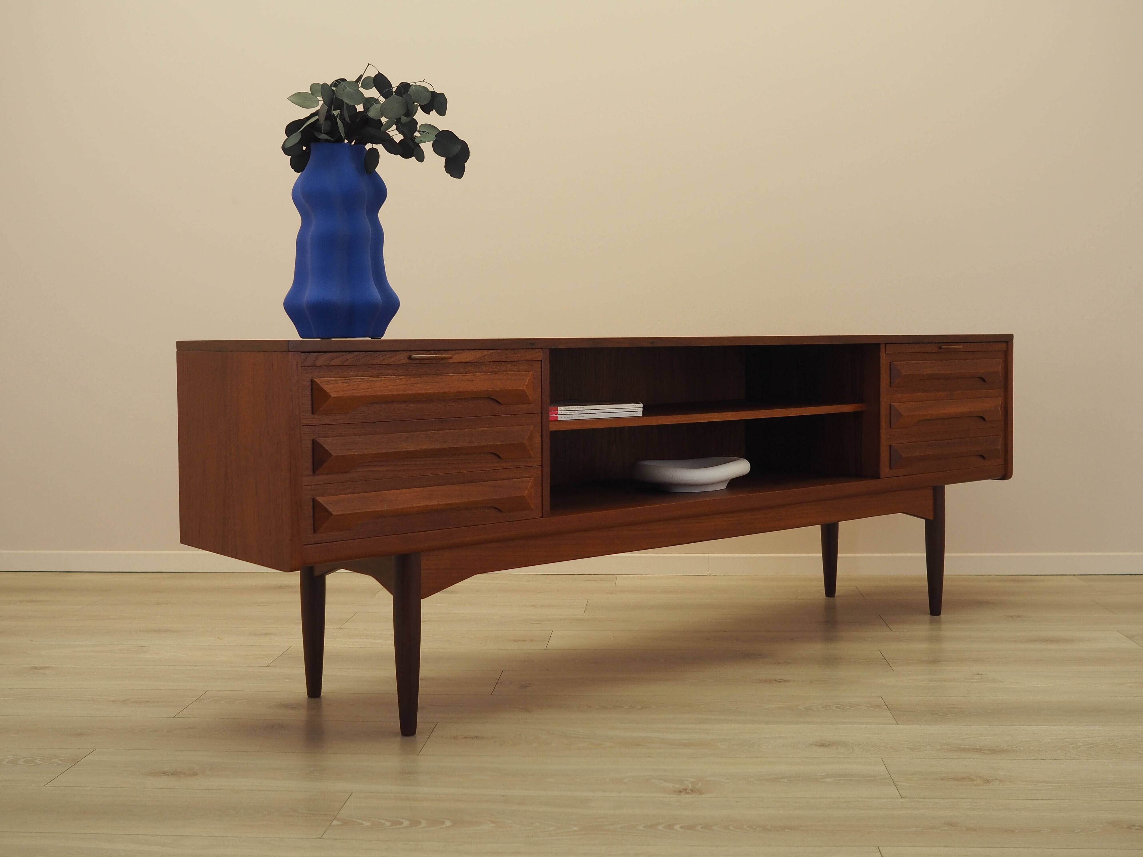 Buffet en teck avec surfaces extensibles, Danemark, années 1970
