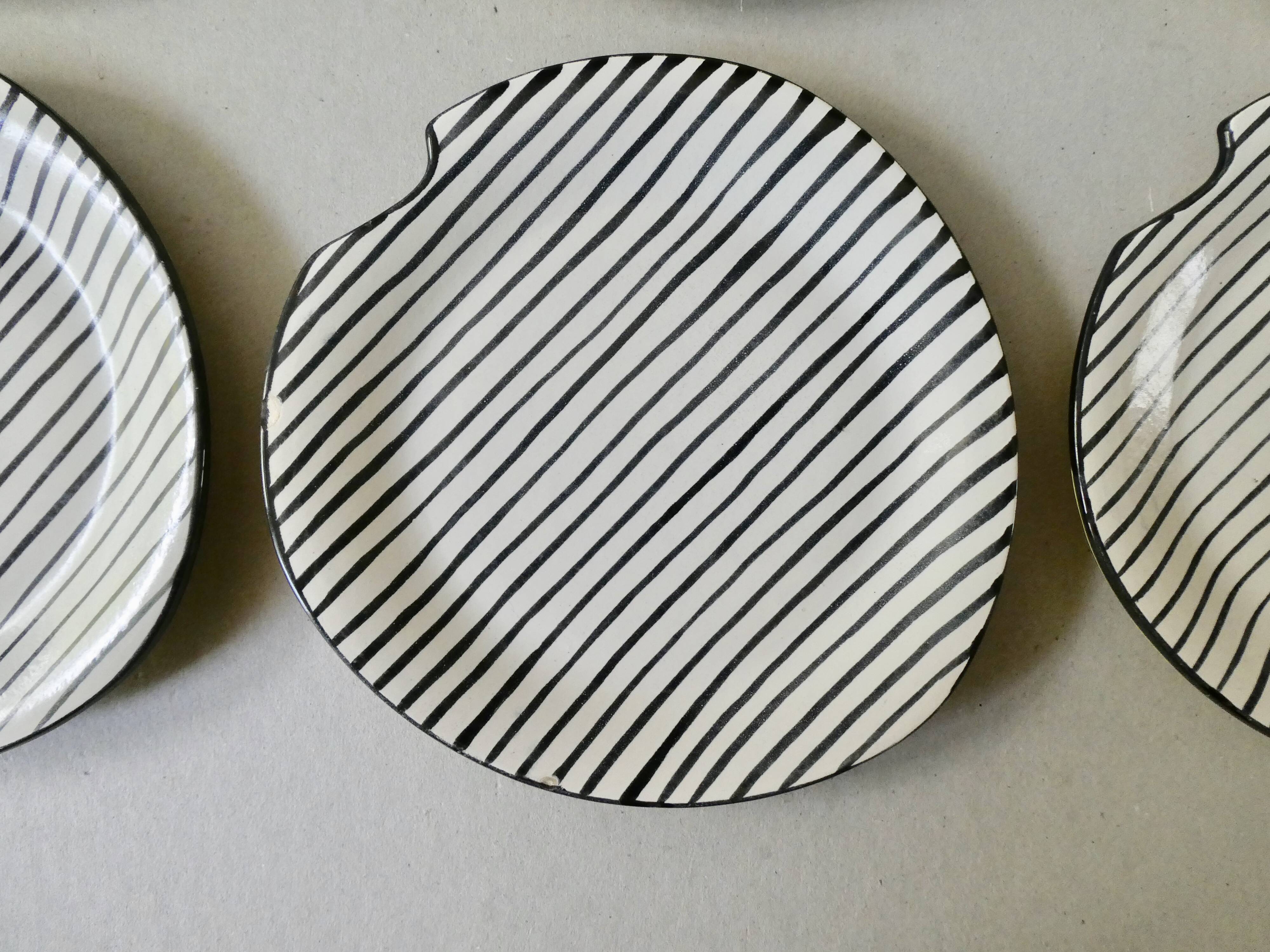 Set of 6 flat ceramic plates, free form, 50s