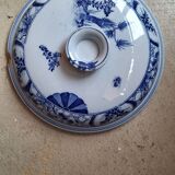 Japan model soup tureen by Creil and Montereau 19th century