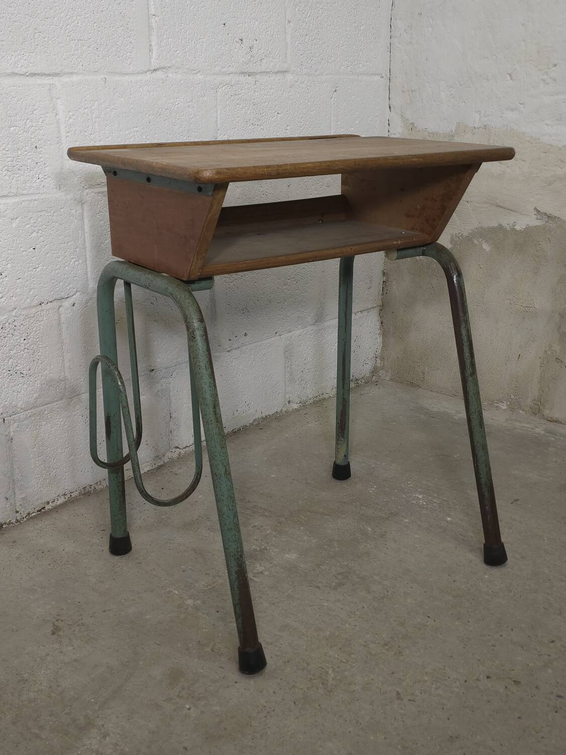 Delagrave school desk Paris