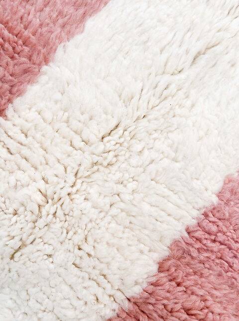 Traditional handmade Beni Ouarin rug size 150 x 250 cm