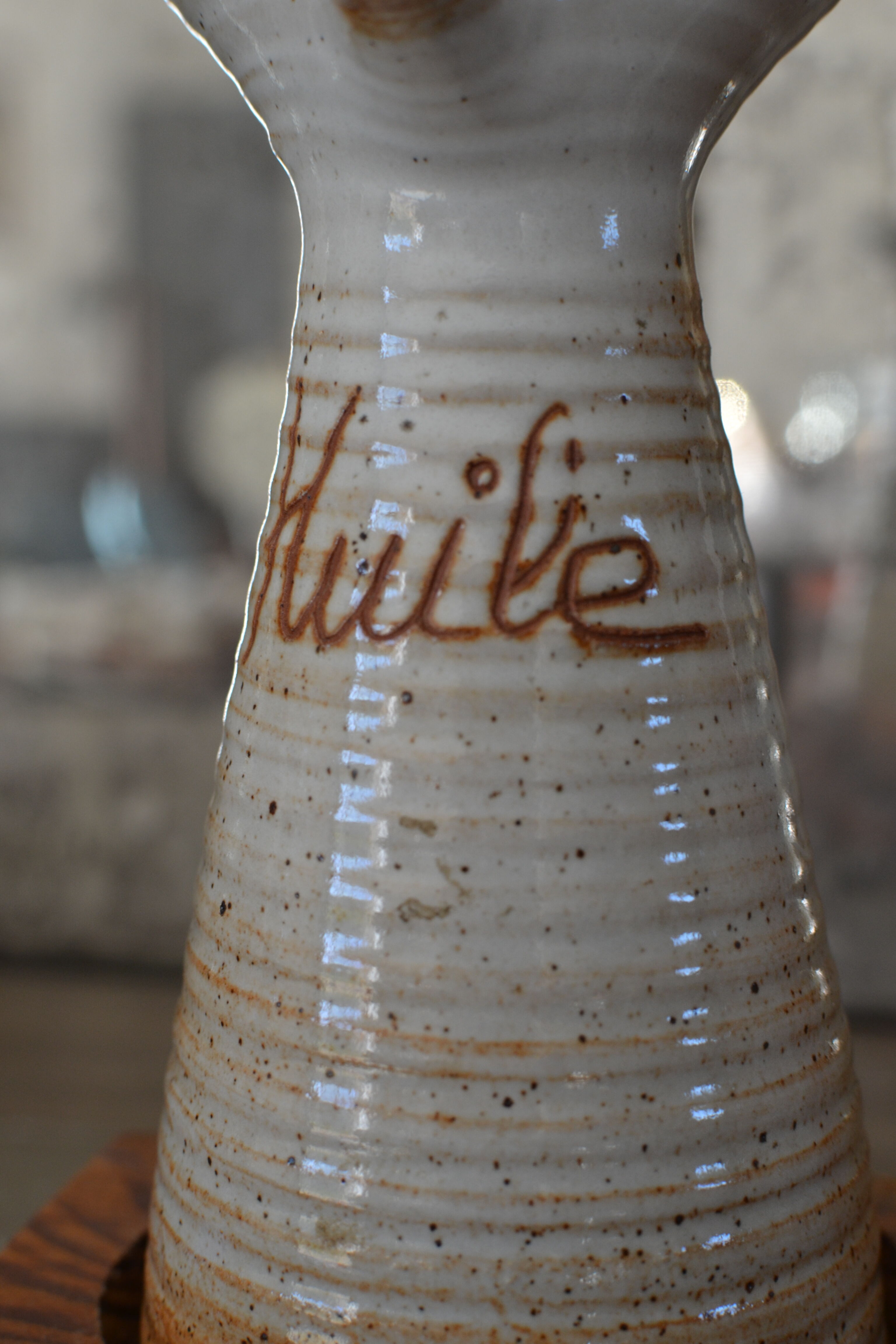 Oil and vinegar sandstone of the Marais