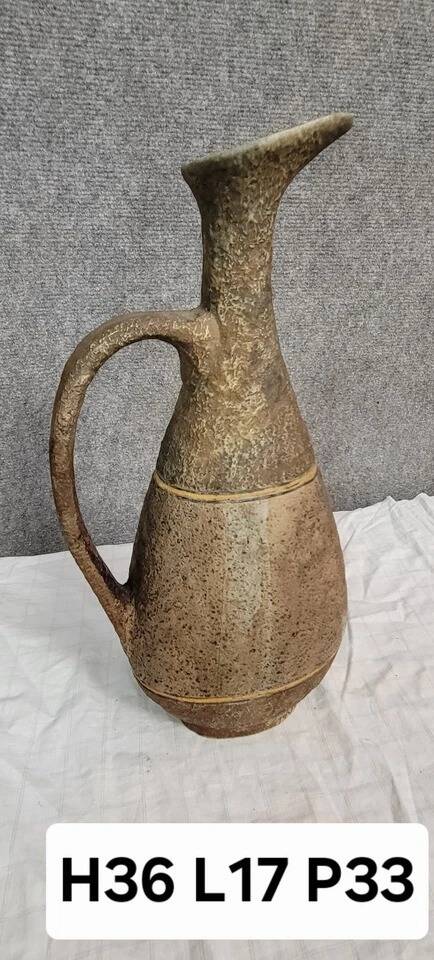 Atelier Garnier pottery: large pitcher with Lascaux decorations + André bowl
