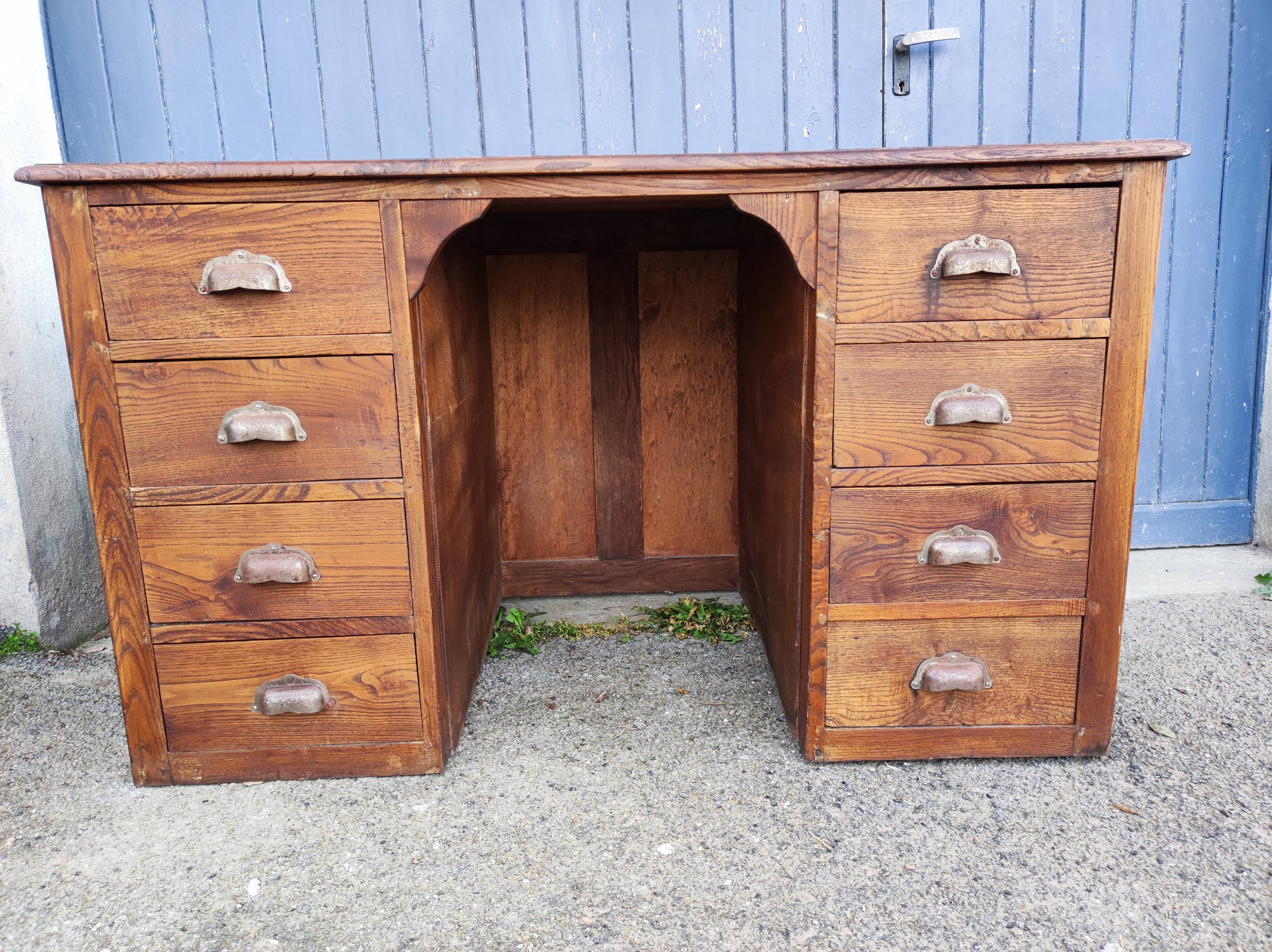Magnificent vintage oak desk