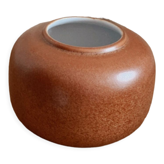 Small stoneware pot