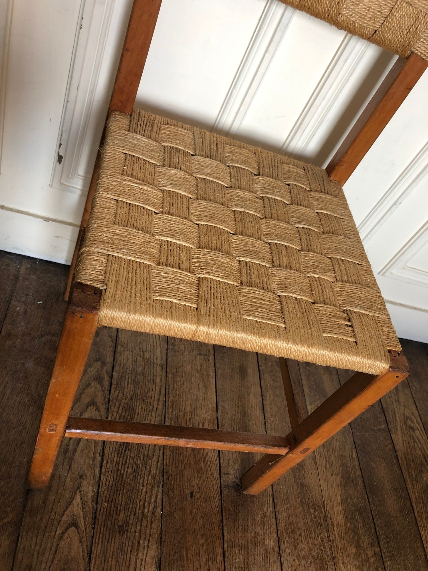 Chair made of wood and rope