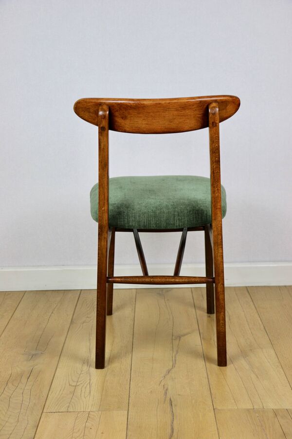 Chaise vintage Hałas verte - dossier en bois