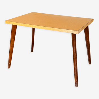 Table bistrot formica jaune, 1960