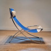 Marcello Cuneo ‘Louisa’ lounge chair in blue canvas and white leather, Italy 1970s