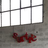 To message metal letter