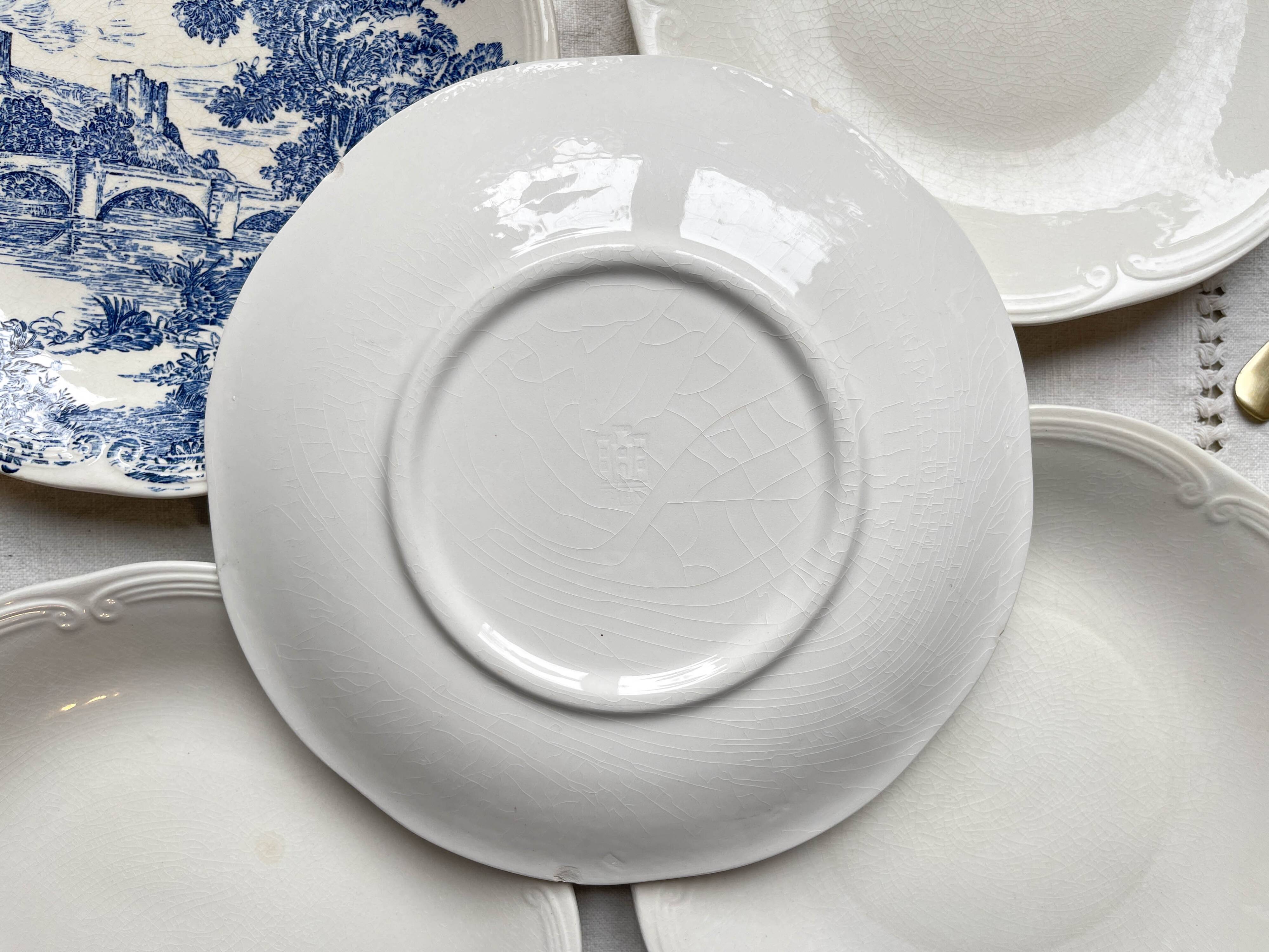 5 vintage Gien earthenware plates from France, mismatched, vintage blue pattern